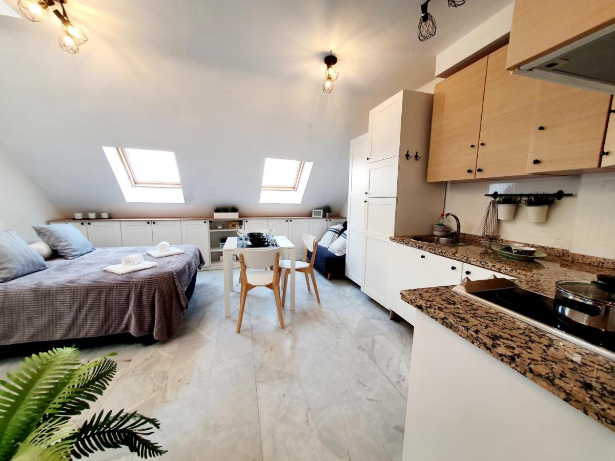Captain'S Penthouse Studio Фуeнхирола Екстериор снимка